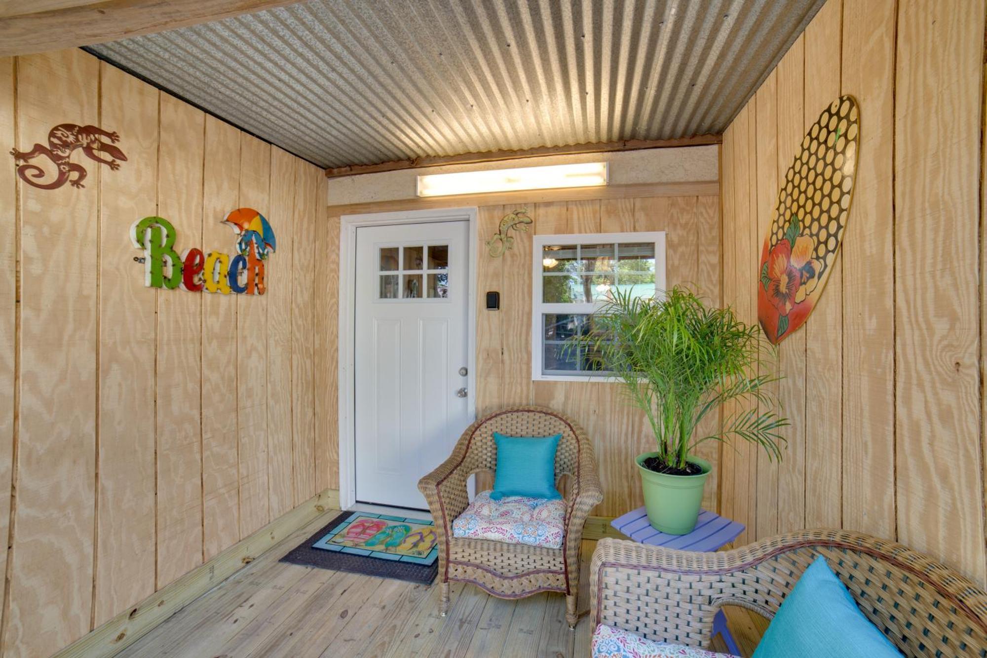 Ocean Isle Beach Studio With Patio - 1 Mi To Pier! Exteriör bild