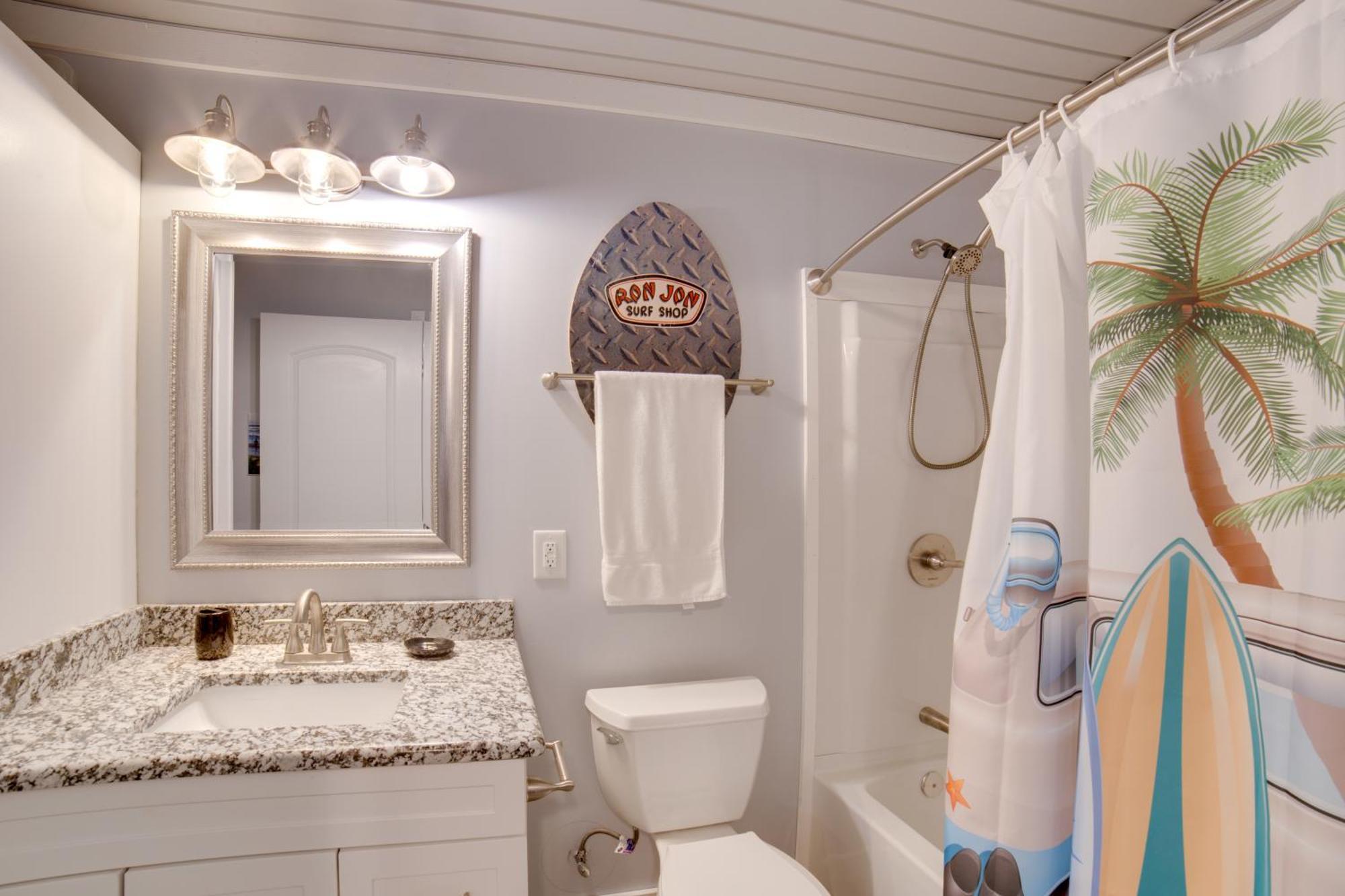 Ocean Isle Beach Studio With Patio - 1 Mi To Pier! Exteriör bild